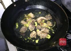 金针菇小鸡汤的做法图解4