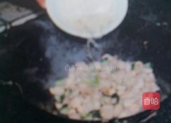 莲子鱼丁的做法图解2