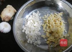 花腩肉炆笋干的做法图解3