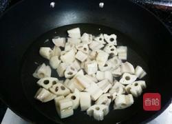 糖醋茄汁藕丁的做法图解3