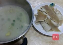 糖醋肉皮的做法图解1