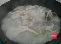 鱼头豆腐汤的做法图解2