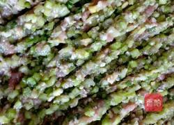 芹菜羊肉饺子的做法图解3