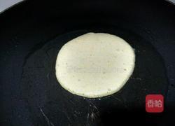 牛奶鸡蛋玉米面饼的做法图解8