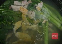 青菜瘦肉鸡蛋面的做法图解2