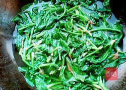 清炒菠菜的做法图解3