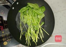 番茄鸡蛋菠菜汤的做法图解2