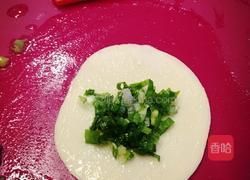 脆皮葱油饼的做法图解2