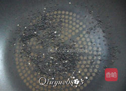 【餐桌上的旅行】核桃仁黑豆奶的做法图解4