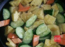 菠萝咕咾肉的做法图解4