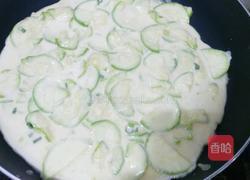 西葫芦煎饼的做法图解8