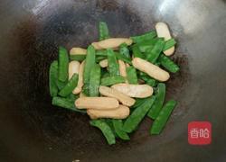 豆干炒荷兰豆的做法图解4