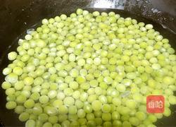 松仁豌豆汤的做法图解2