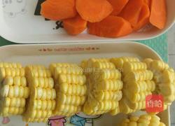 简易电饭煲胡萝卜玉米排骨汤的做法图解2