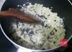 香菇笋丁肉馅饼的做法图解9