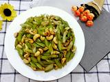 西芹炒腰果