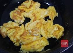青椒鸡蛋的做法图解3