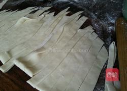 香菇白菜面片的做法图解6
