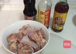 红烧黄油土鸡的做法图解1