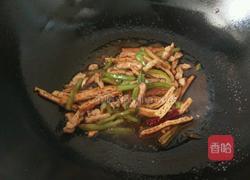 香干青椒肉丝拌面的做法图解9