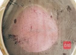 双色玫瑰花卷的做法图解1