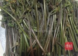 酸辣蕨菜的做法图解1