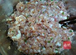 韭菜猪肉馅饺子的做法图解3