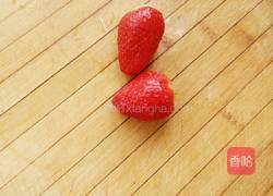 草莓🍓和老酸奶的故事的做法图解4