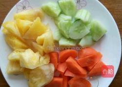 菠萝咕咾肉的做法图解2