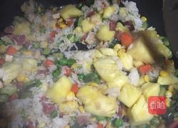 菠萝炒饭的做法图解9