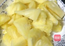 菠萝咕咾肉的做法图解1