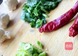 鱼丸干豆腐丝鲜汤的做法图解1