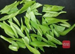 青椒炒牛肉的做法图解3