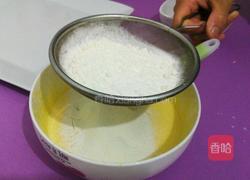 草莓生日蛋糕（戚风蛋糕）的做法图解7