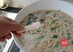 手擀三条腿面条的做法图解12