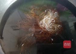 肉末腰果捞粉丝的做法图解3