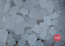 冰糖雪梨银耳红枣枸杞汤的做法图解4