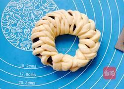 蜜豆花环面包的做法图解11