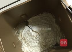 蓝纹奶酪披萨的做法图解2