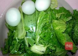 芥菜咸蛋肉片汤的做法图解2