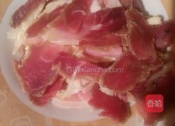青椒炒腊肉的做法图解2