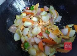洋葱炒里脊肉的做法图解8