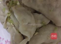 鸡蛋虾皮西葫芦水饺的做法图解10
