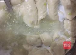 鸡蛋虾皮西葫芦水饺的做法图解9