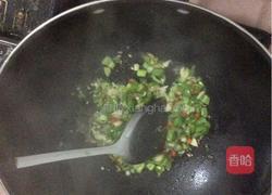 鹌鹑蛋烩金针菇的做法图解8