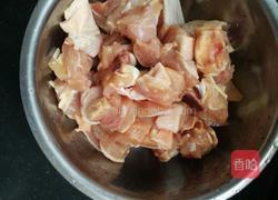 小鸡炖蘑菇的做法图解2