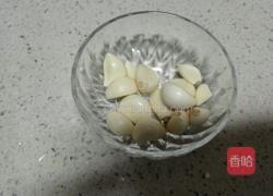 蒜爆鱼的做法图解2