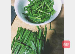 土豆丝炒韭菜的做法图解3