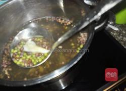 红豆绿豆百合糖水～美白祛斑汤的做法图解3