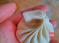 菊花包子的包法的做法图解3